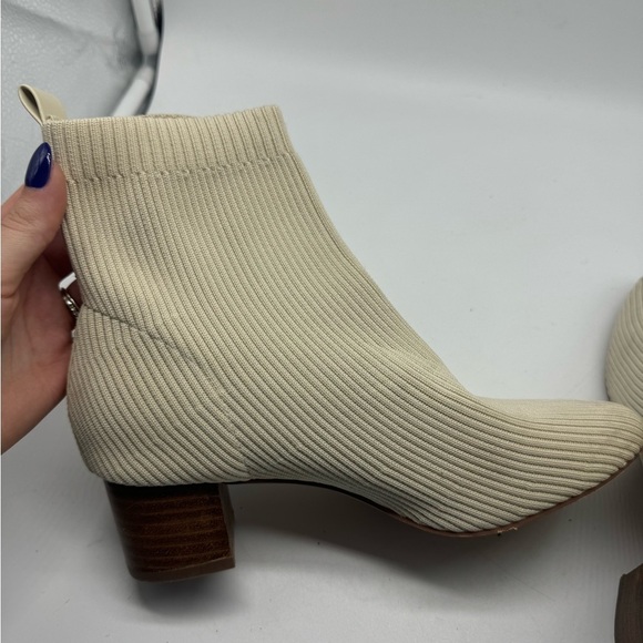 Joie Cream Ribbed Sweater Heeled Booties Size 6.5 - Picture 6 of 16